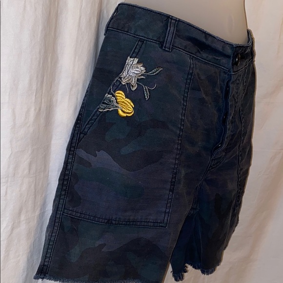 Free People Embroidered Scout Shorts - Picture 6 of 9